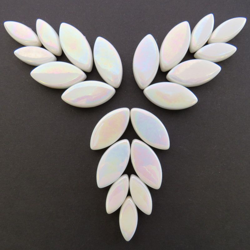 Glass Petals Iridised - White