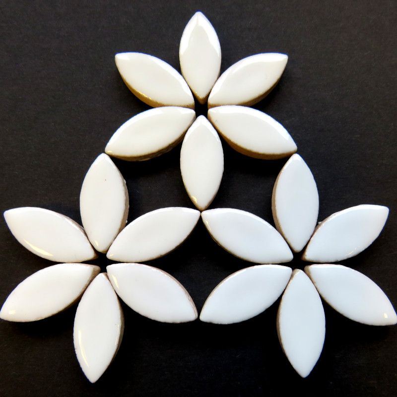 25mm Ceramic Petal - White