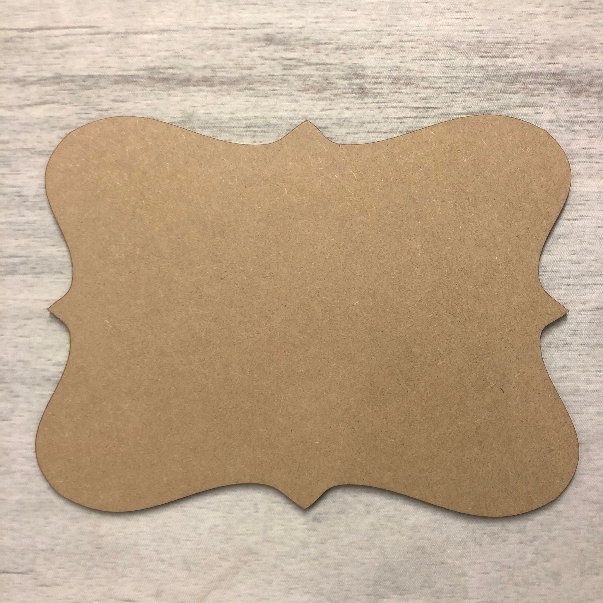 Blank name plaque - Scalloped