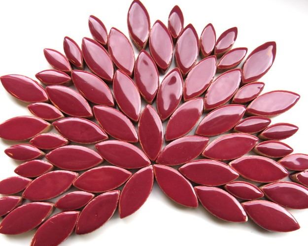 Ceramic Petals - Merlot H47