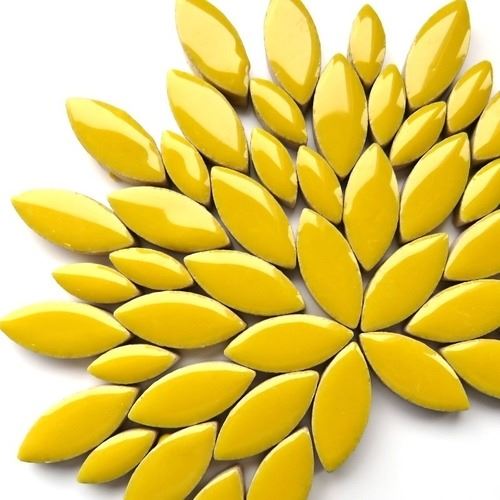 Ceramic Petals - Citrus Yellow H71