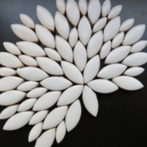 Ceramic Petals - White H3